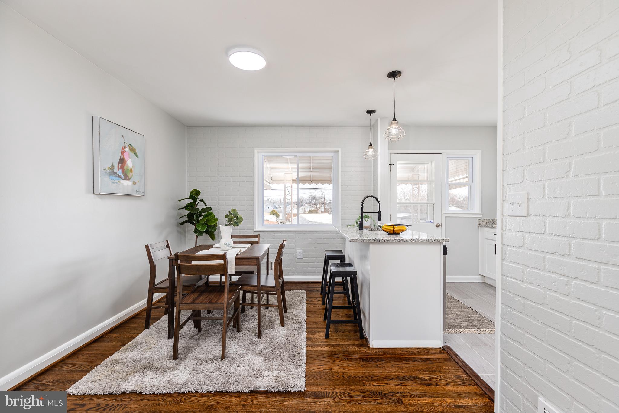 CHARLESMONT - Residential