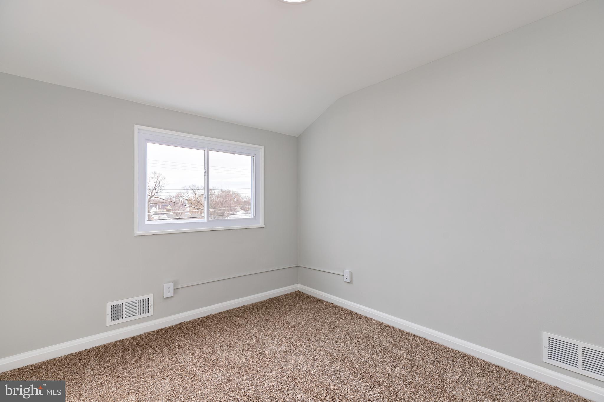 CHARLESMONT - Residential