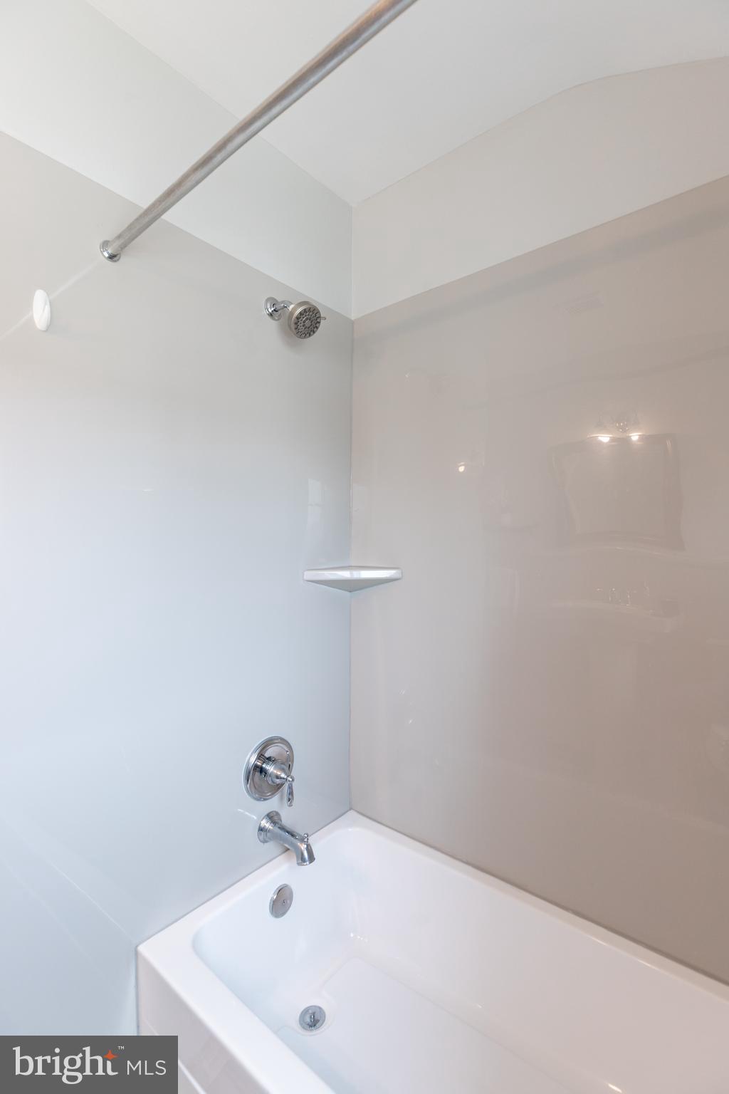 CHARLESMONT - Residential