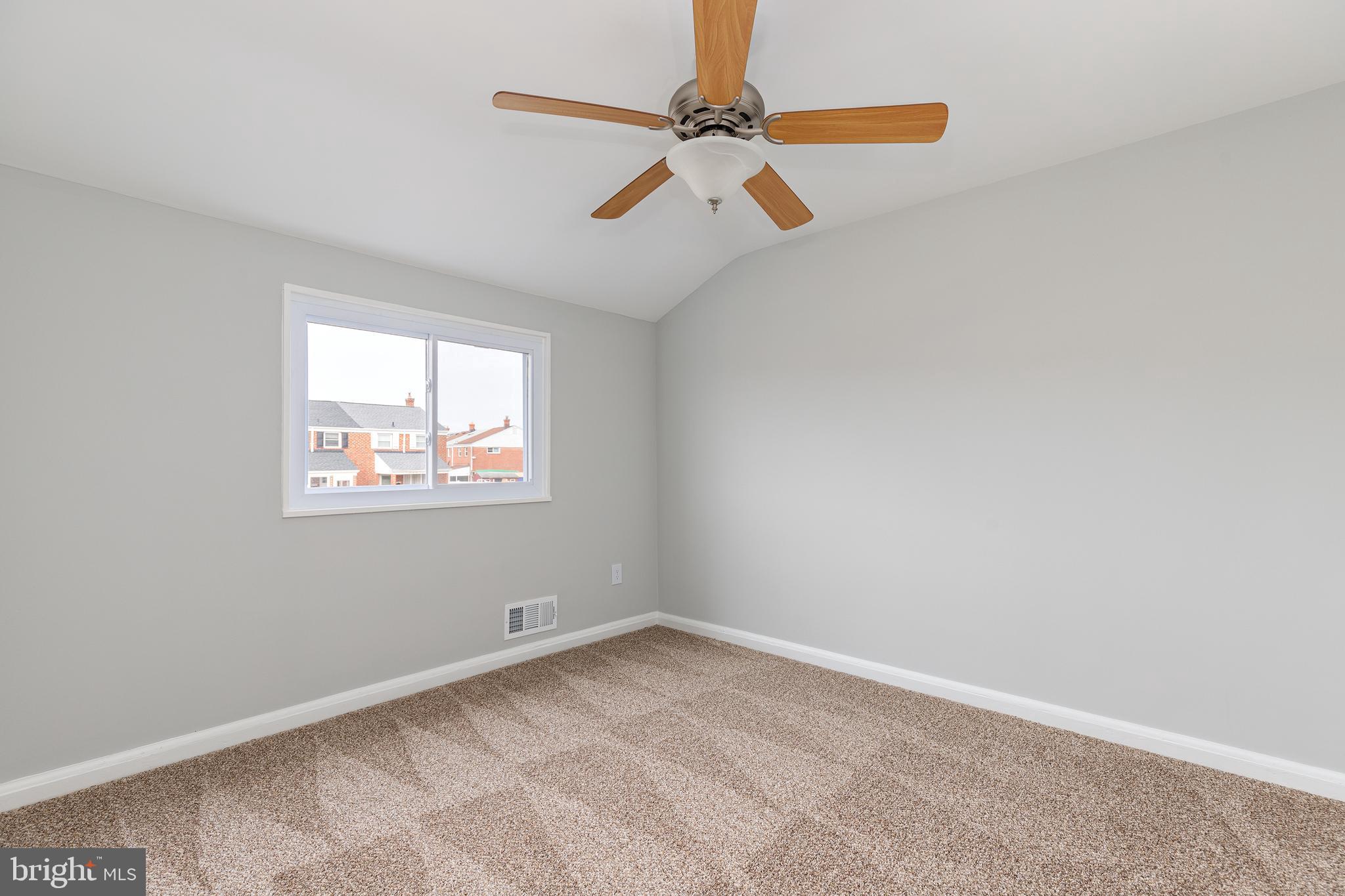 CHARLESMONT - Residential