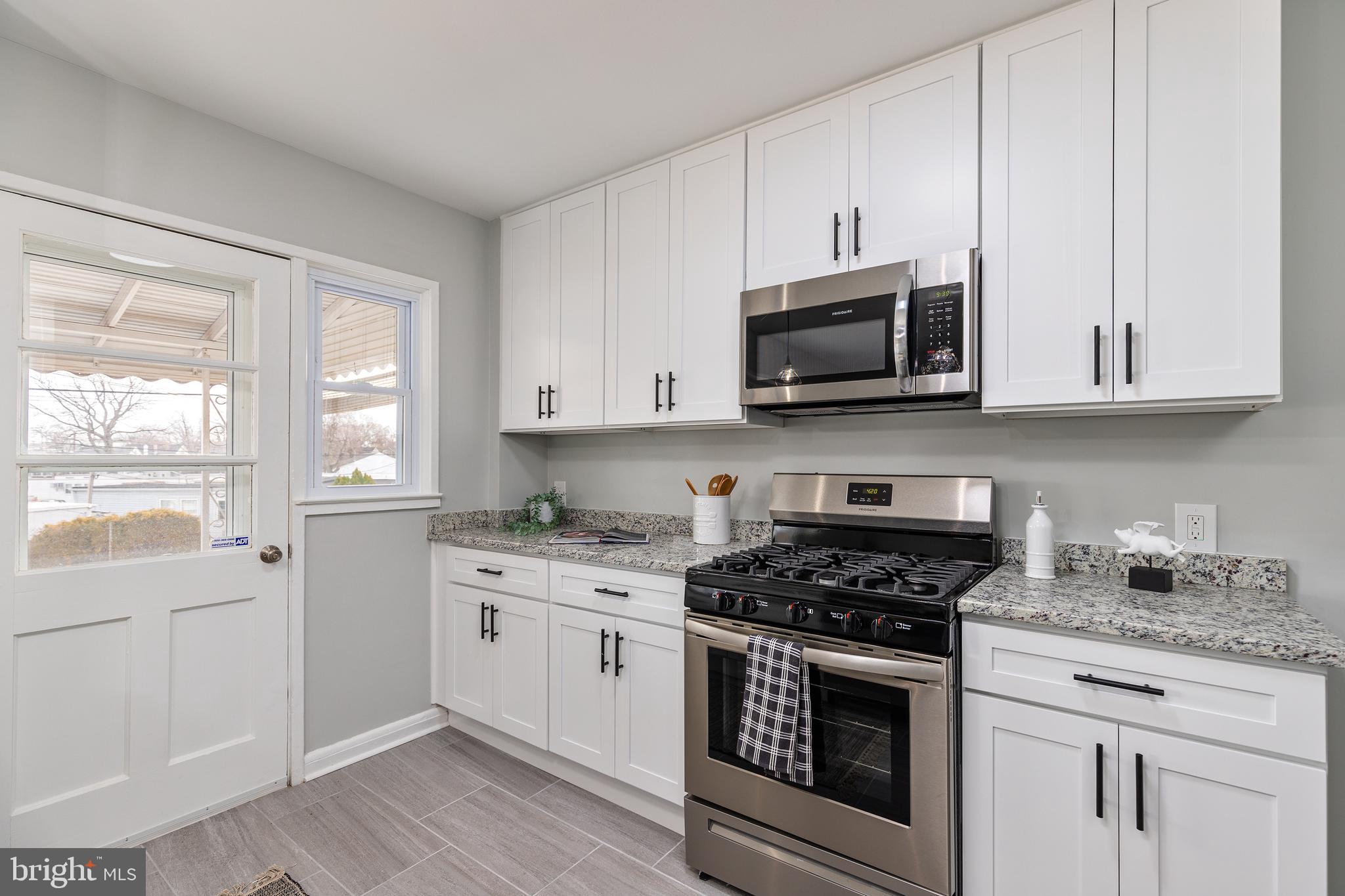 CHARLESMONT - Residential