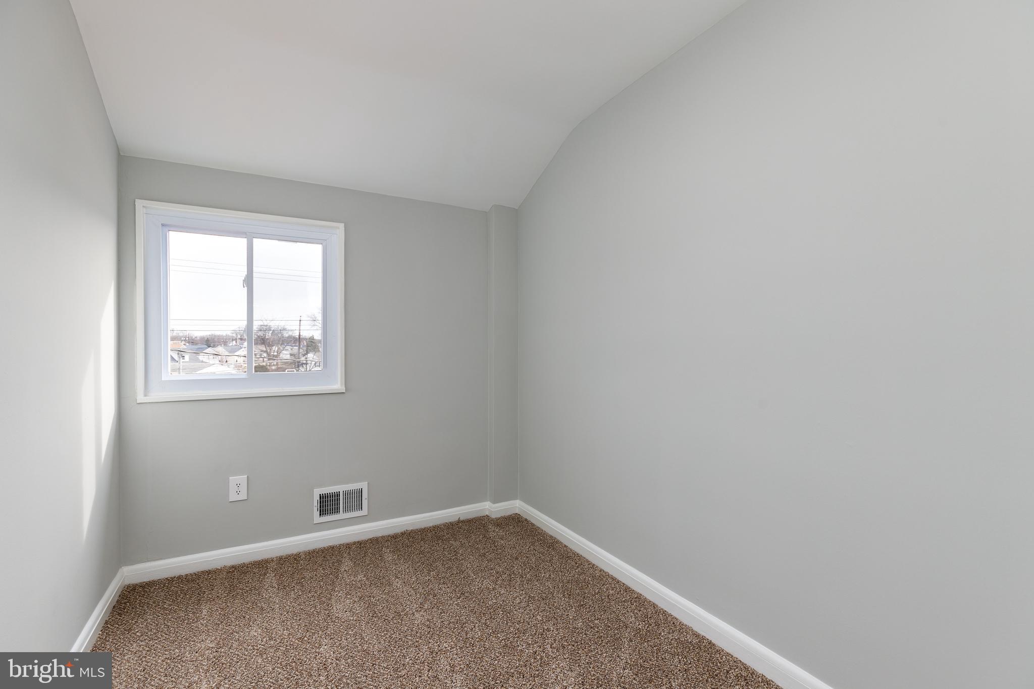 CHARLESMONT - Residential