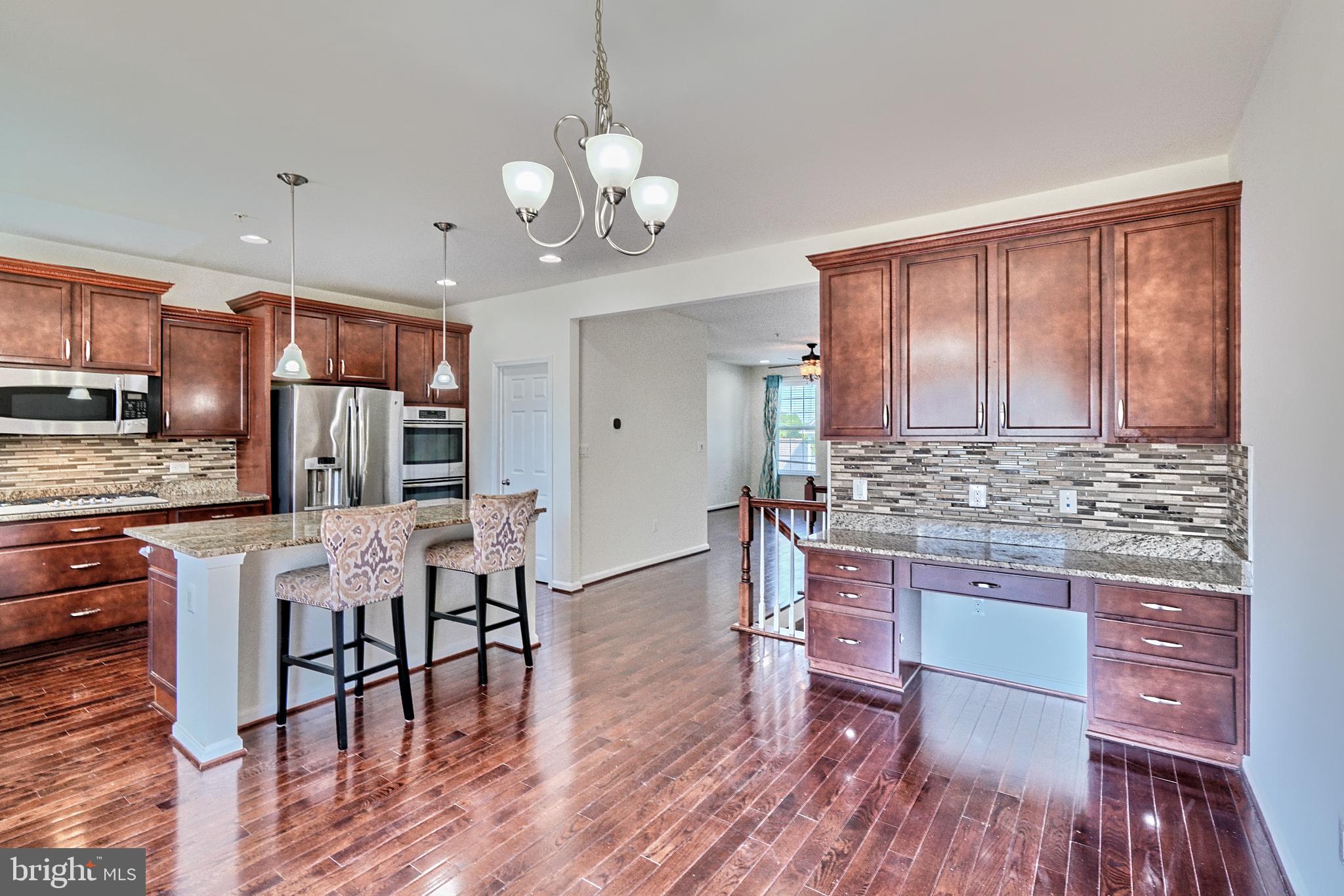 ROCKLAND AT ROGERS - Residential Lease