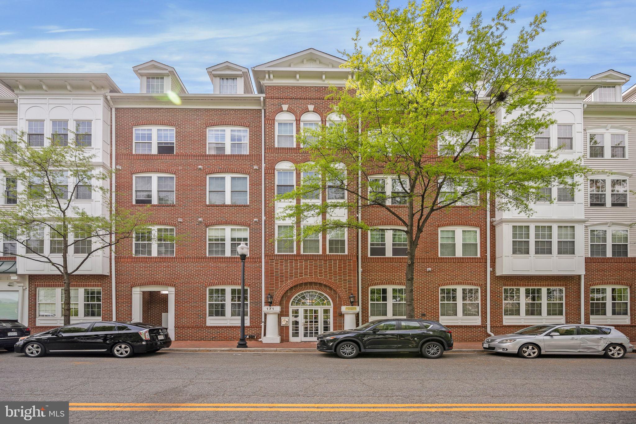 CAMERON STATION - Residential Lease