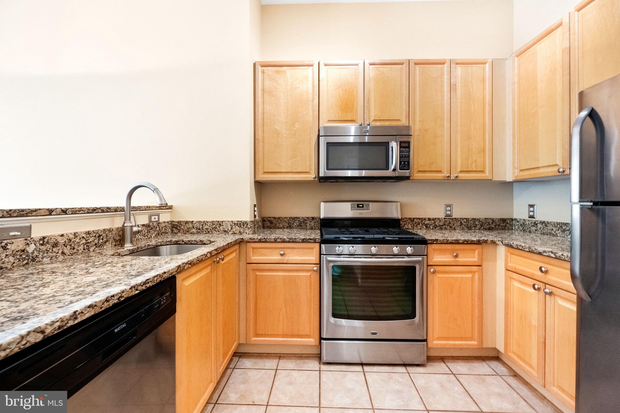 CAMERON STATION - Residential Lease