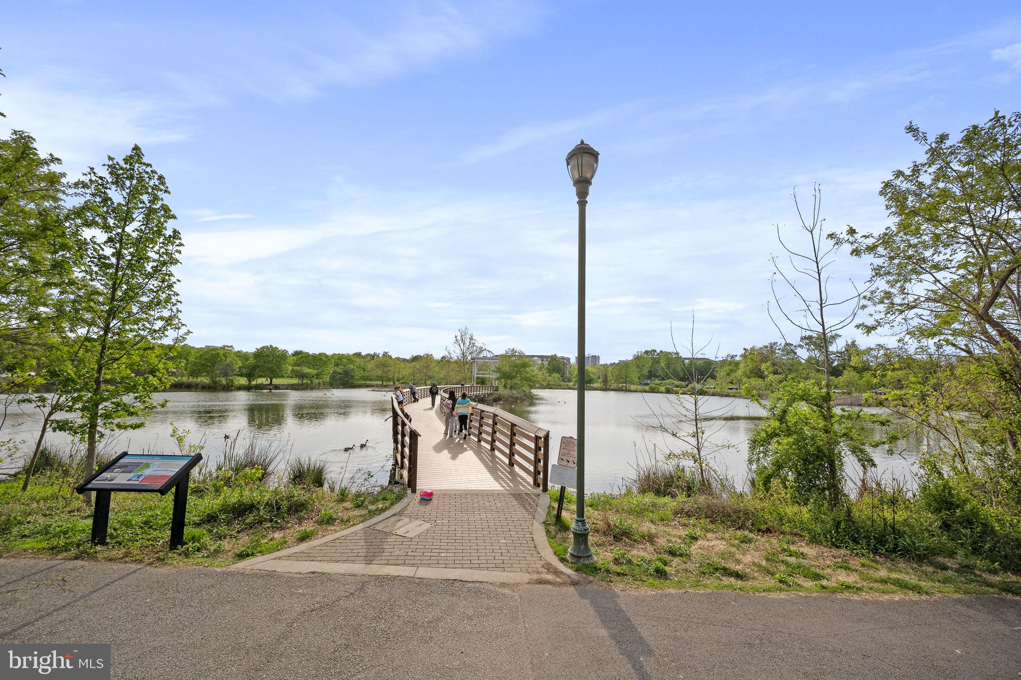 CAMERON STATION - Residential Lease