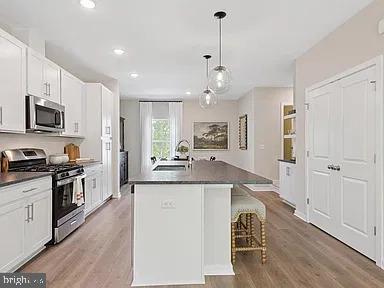 43 SILVERBELL AVENUE