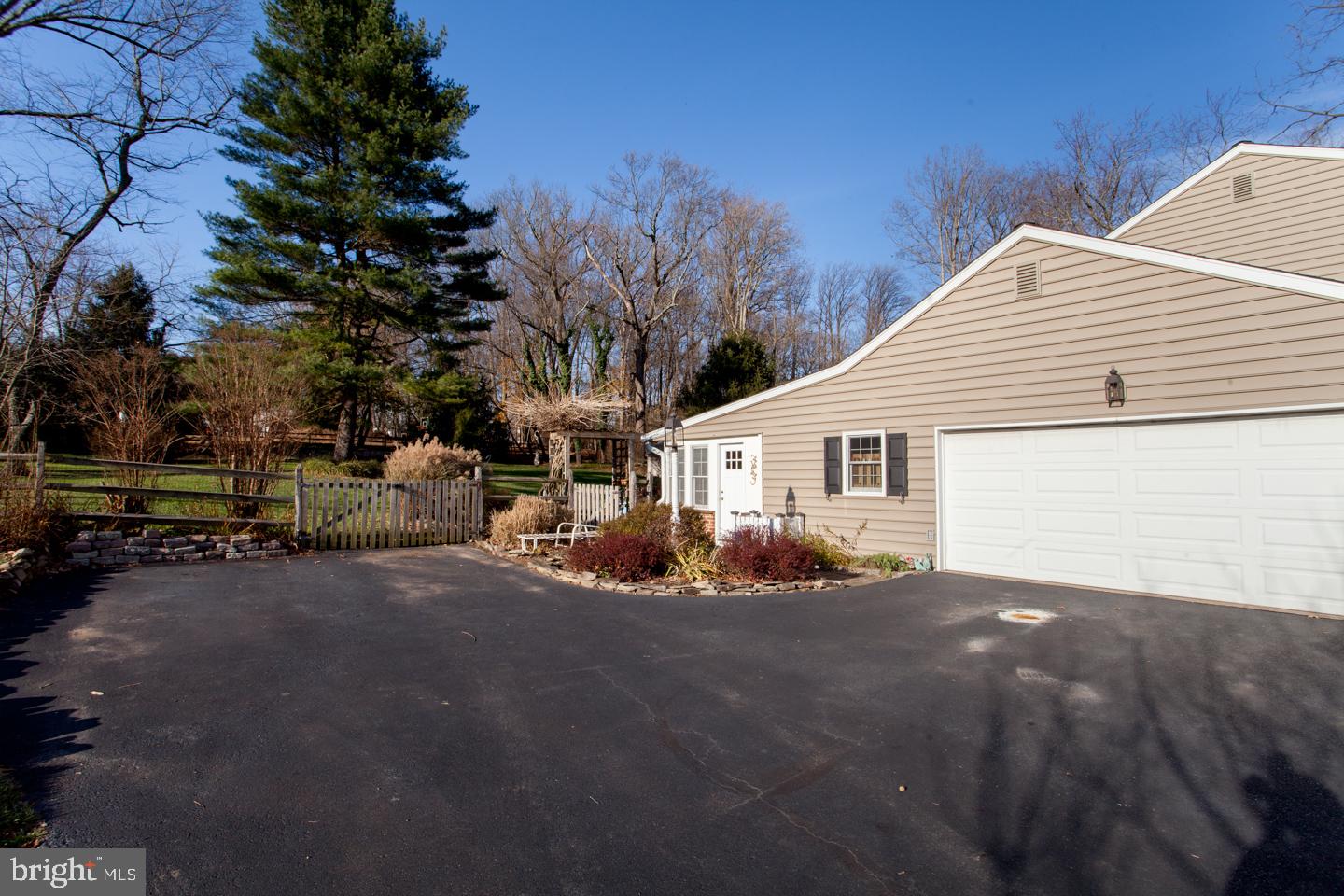 VALLEY VIEW - Residential