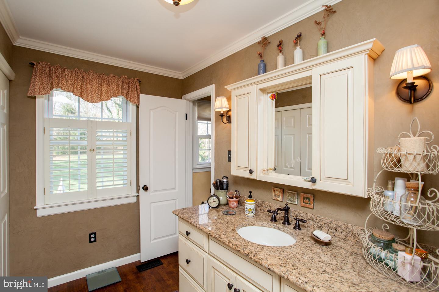 VALLEY VIEW - Residential