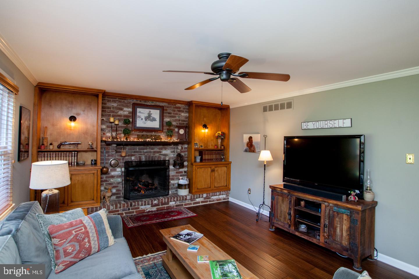 VALLEY VIEW - Residential