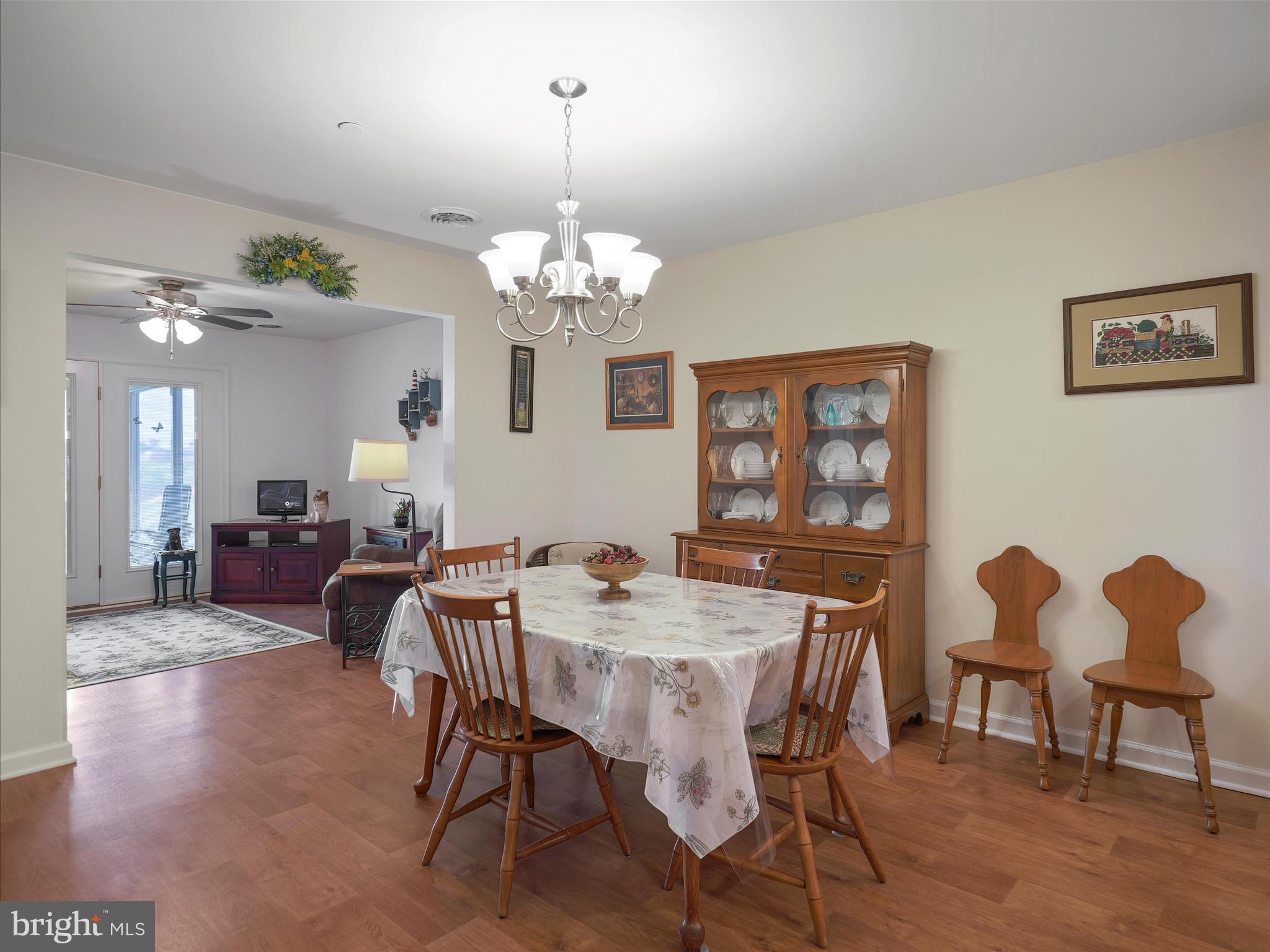 EMERALD POINTE - Residential