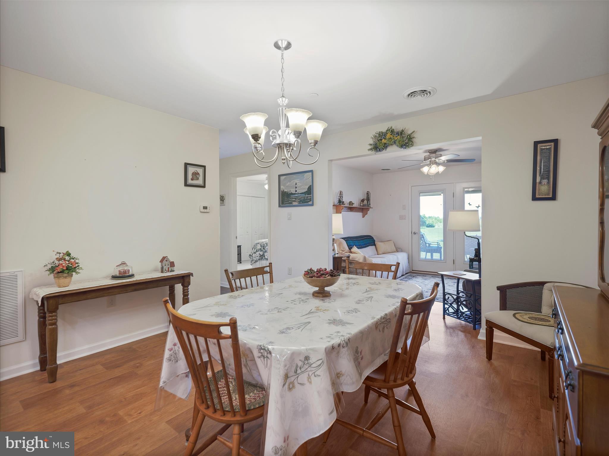 EMERALD POINTE - Residential