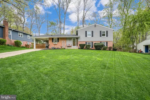 8315 Greeley Boulevard, Springfield, VA MLS: VAFX2228544