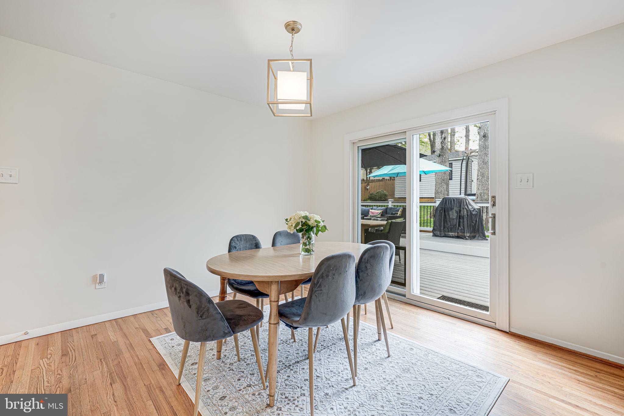 ROLLING VALLEY - Residential