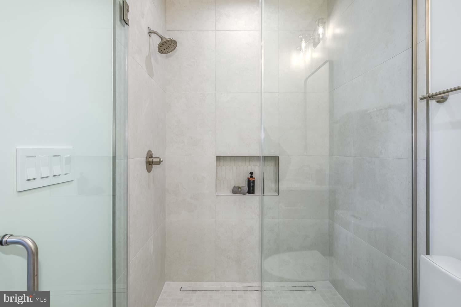 GLEN ECHO HEIGHTS - Residential