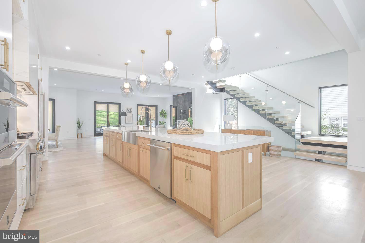 GLEN ECHO HEIGHTS - Residential