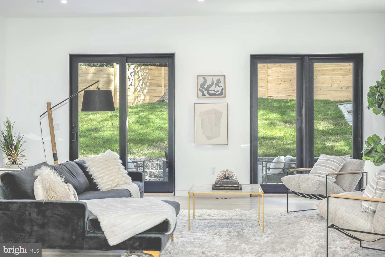 GLEN ECHO HEIGHTS - Residential