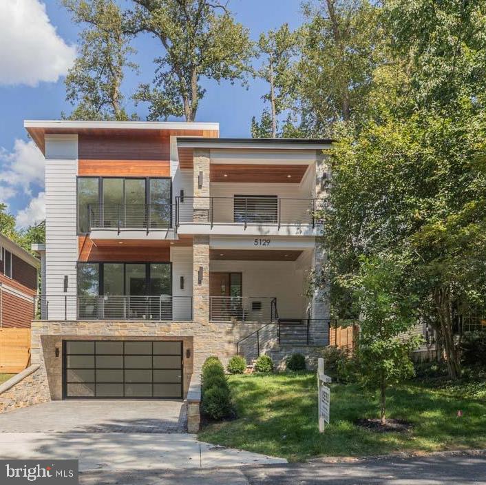 GLEN ECHO HEIGHTS - Residential