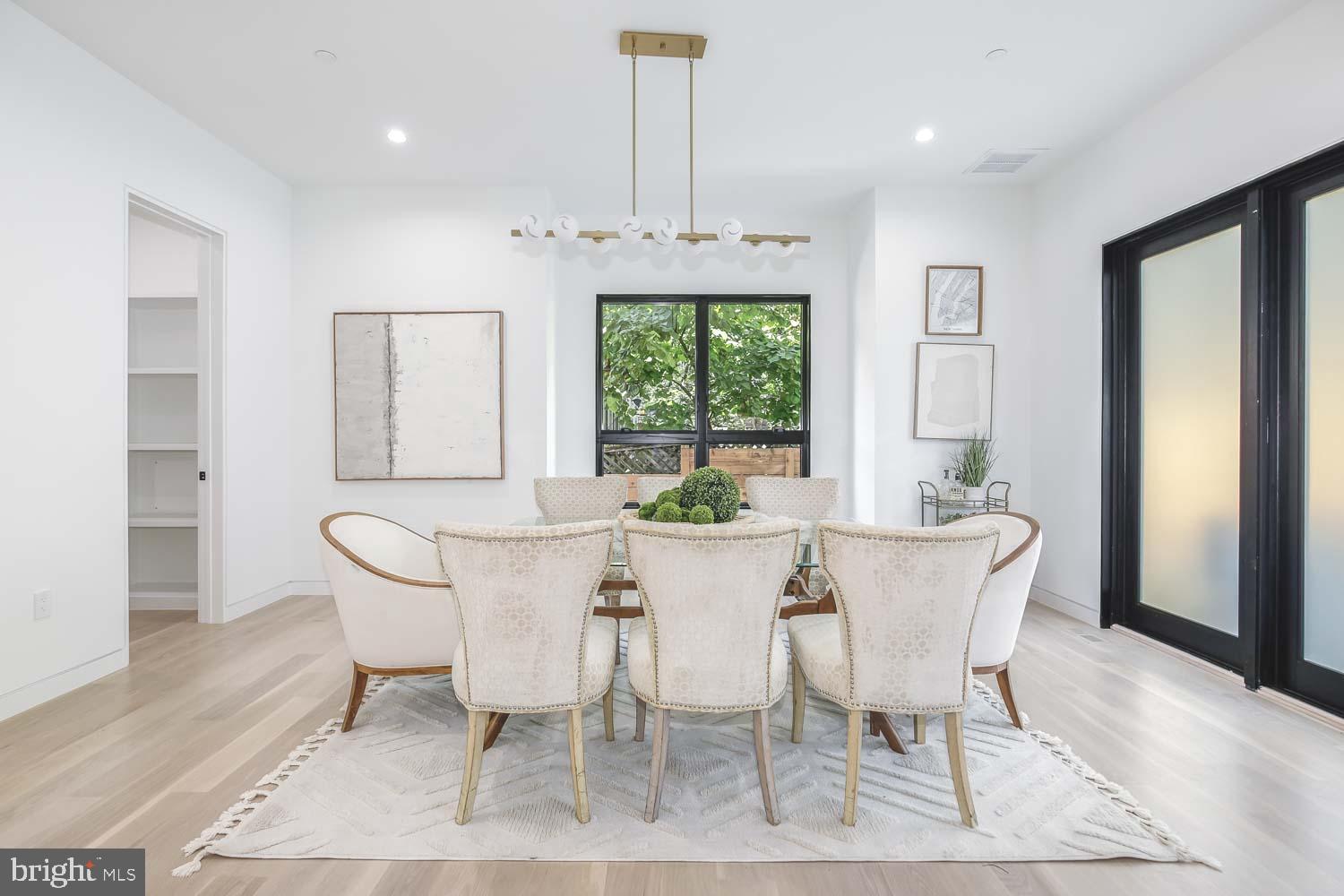 GLEN ECHO HEIGHTS - Residential