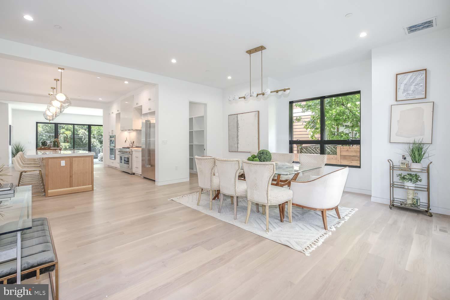 GLEN ECHO HEIGHTS - Residential