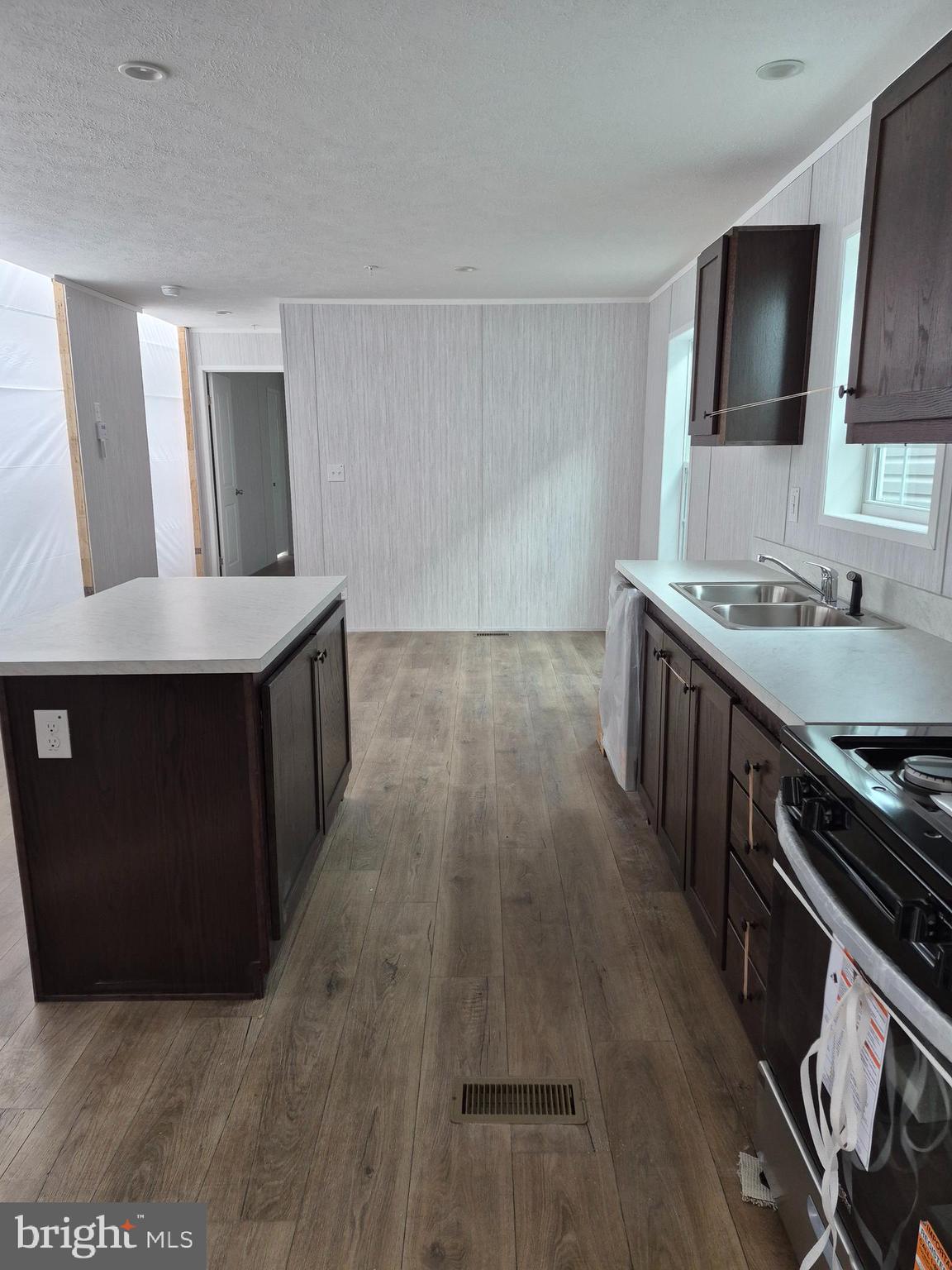 VILLAGE BROOK - Residential