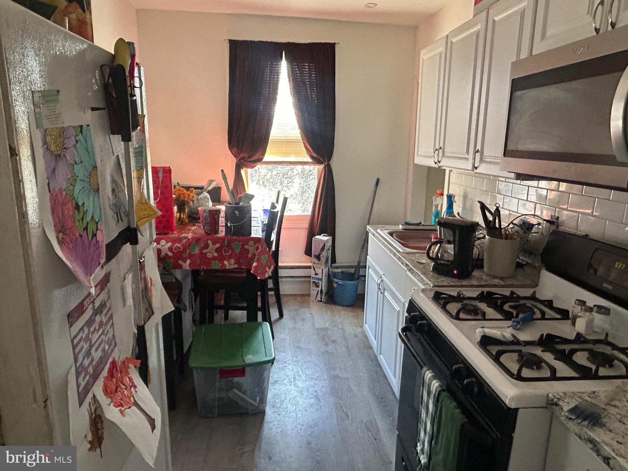 FRANKFORD - Residential Income