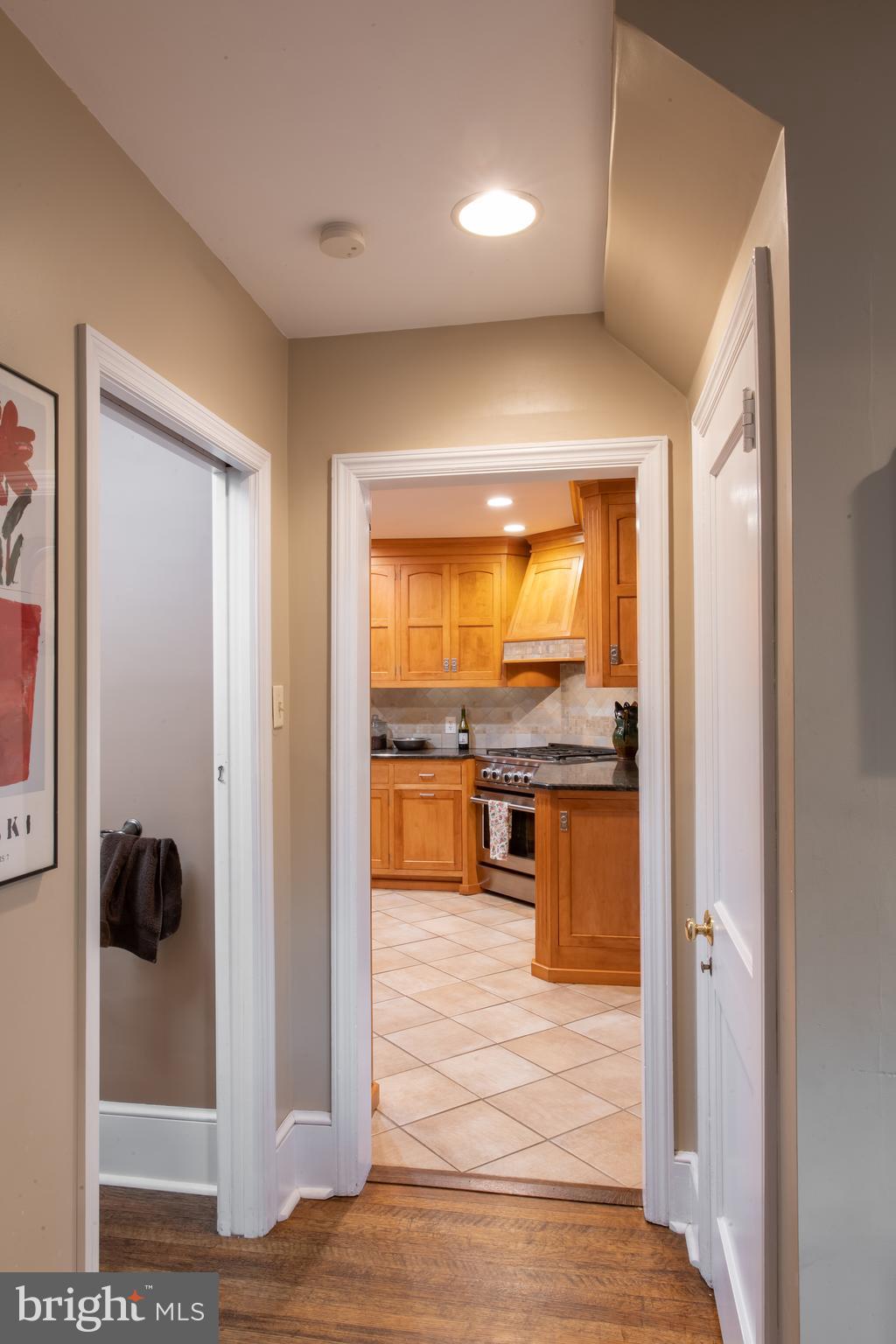 SCHOOL LANE HILLS - Residential