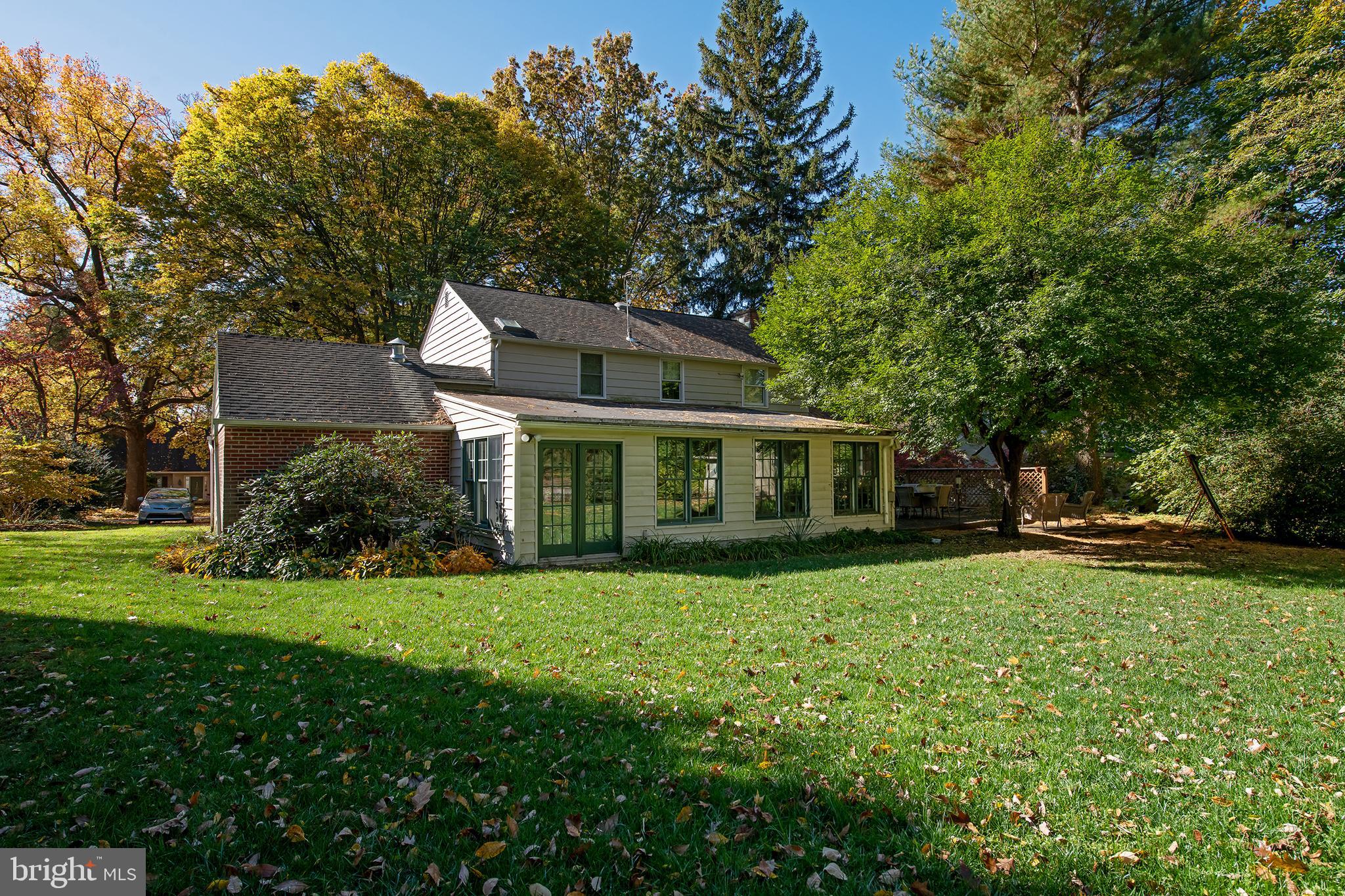 SCHOOL LANE HILLS - Residential