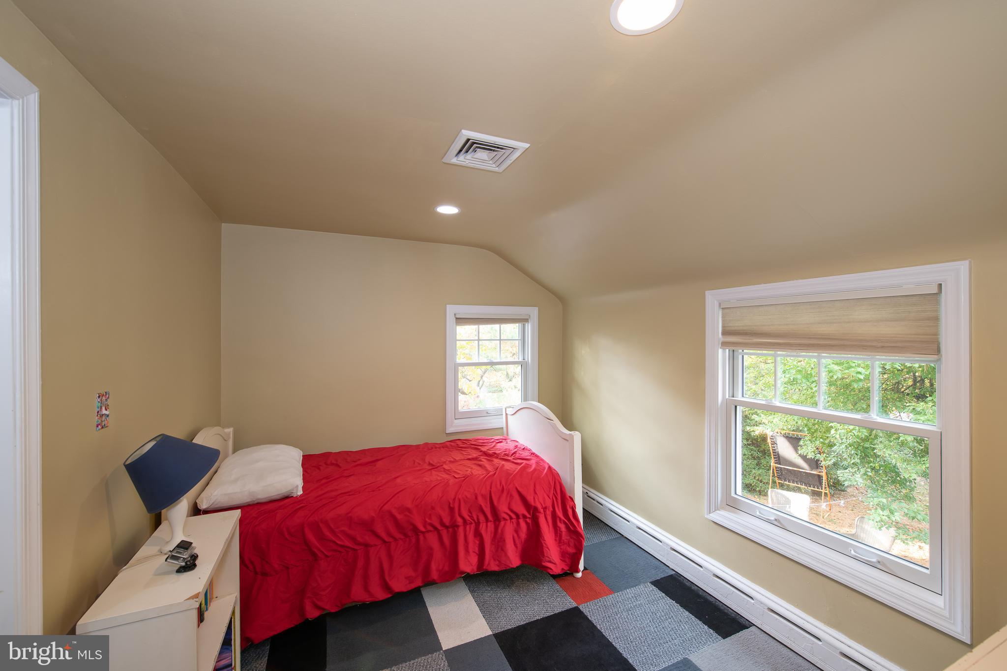 SCHOOL LANE HILLS - Residential