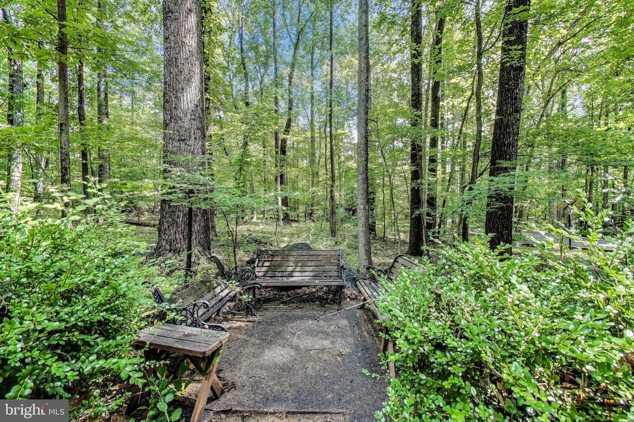 ARDMORE WOODS - Residential