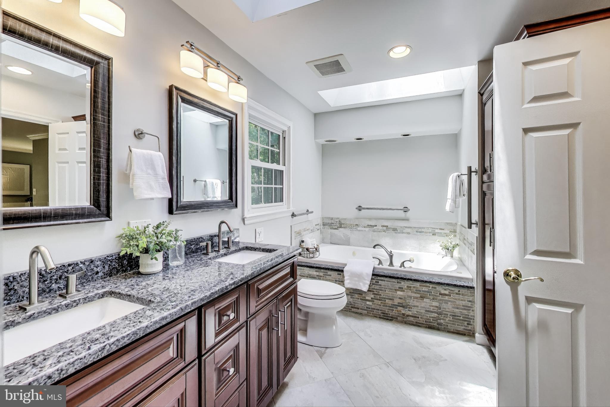 ARDMORE WOODS - Residential