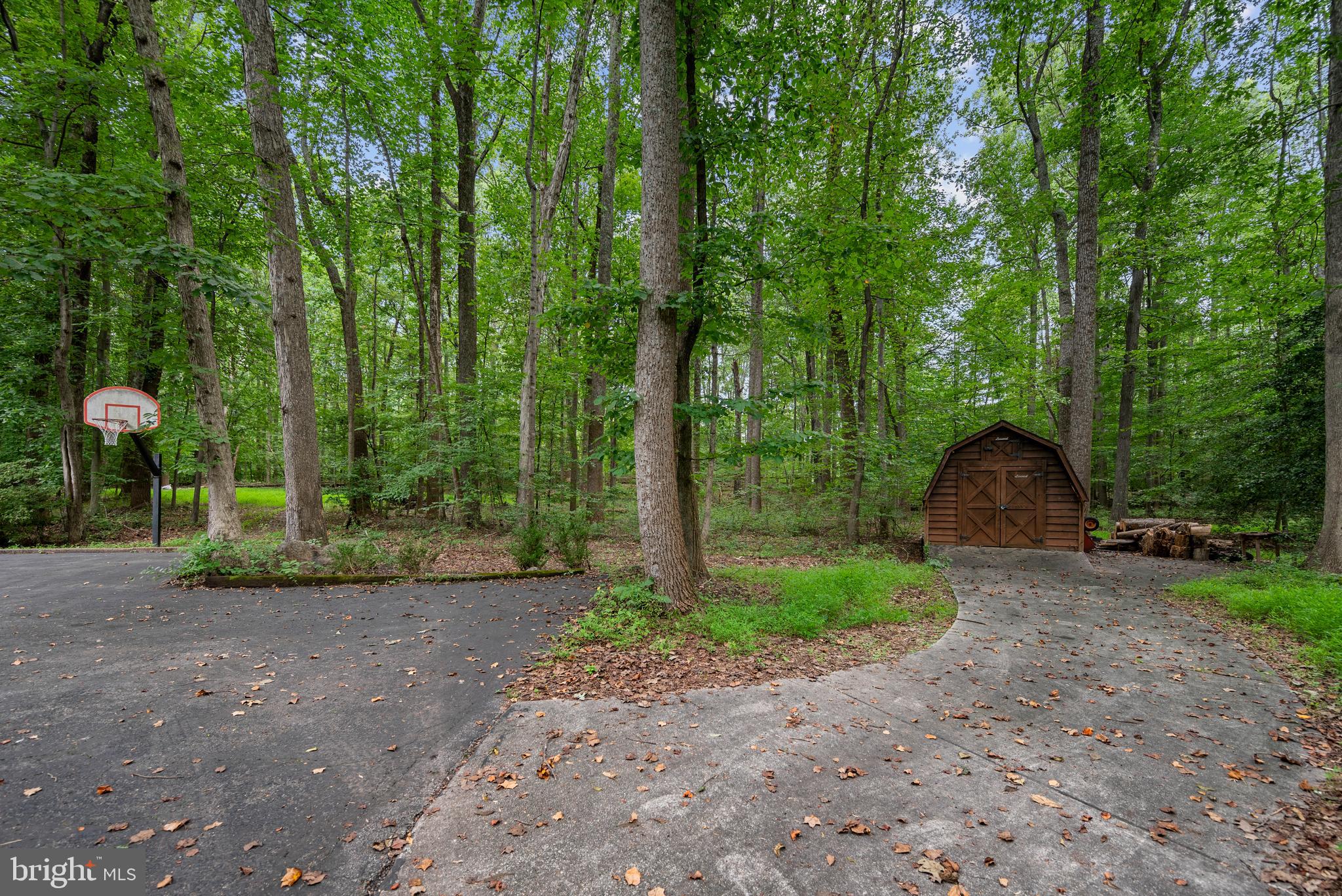 ARDMORE WOODS - Residential