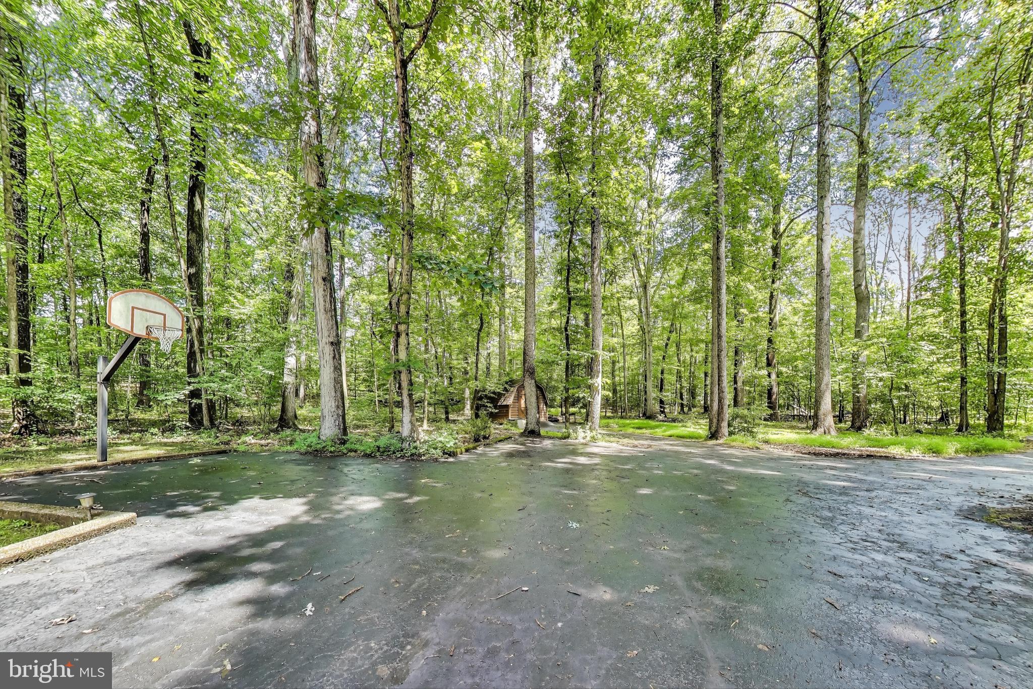 ARDMORE WOODS - Residential