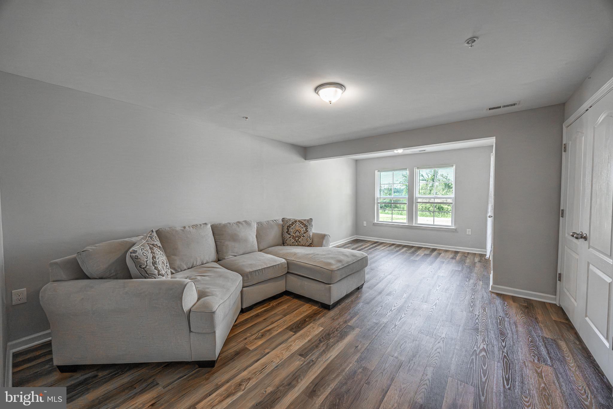 HOMESTEAD ACRES - Residential