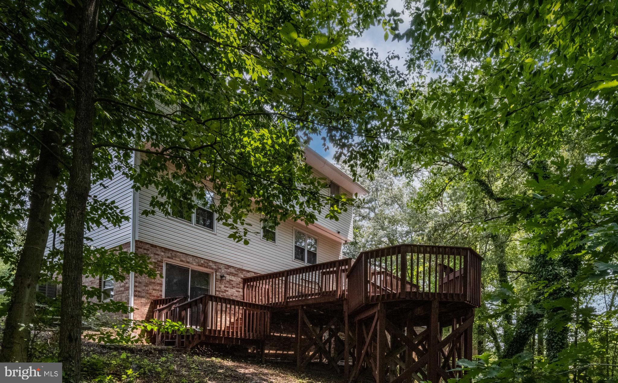 BREEZEWOOD - Residential