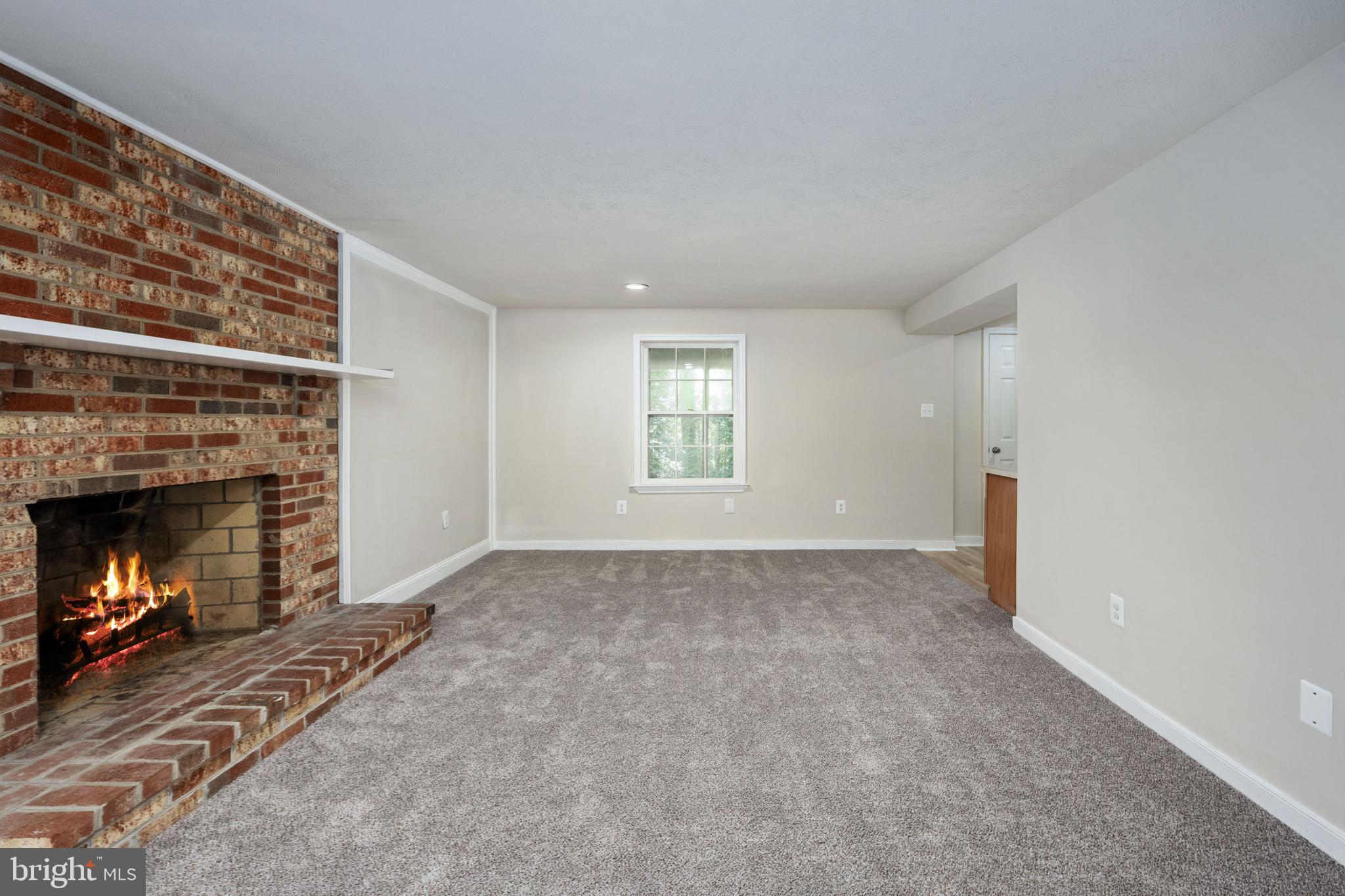 BREEZEWOOD - Residential