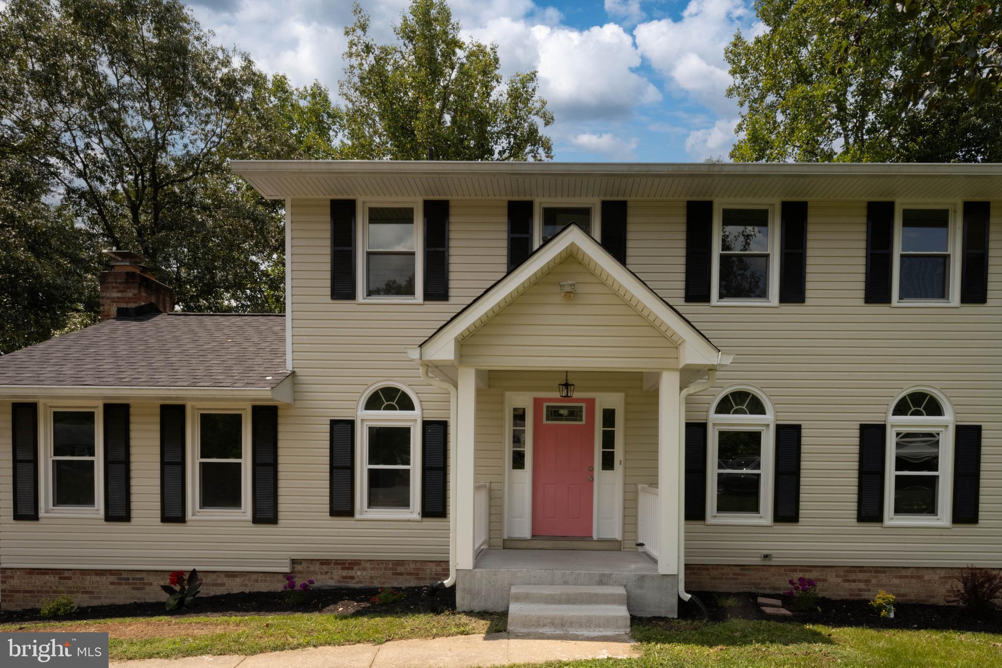 BREEZEWOOD - Residential