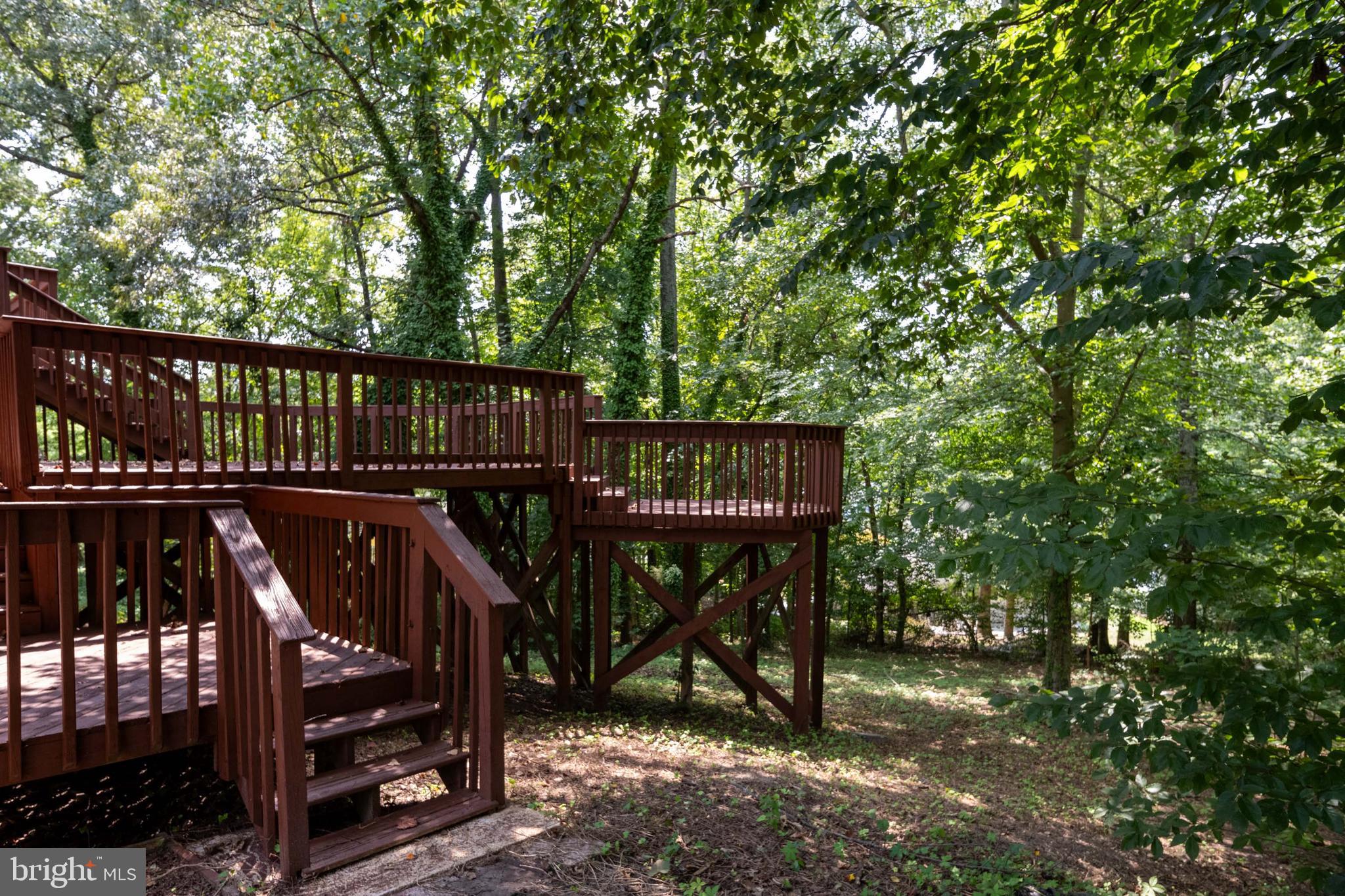 BREEZEWOOD - Residential