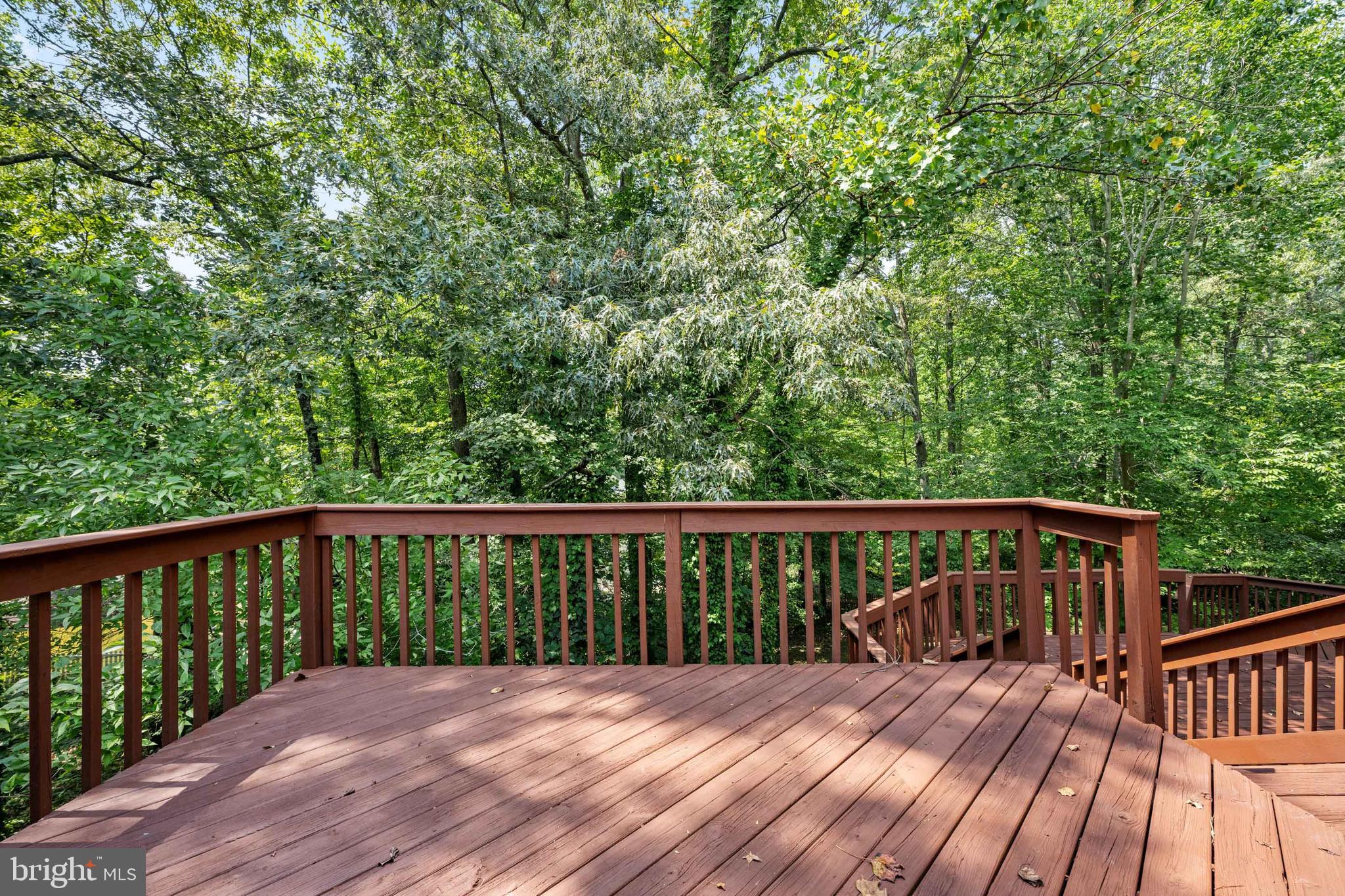 BREEZEWOOD - Residential