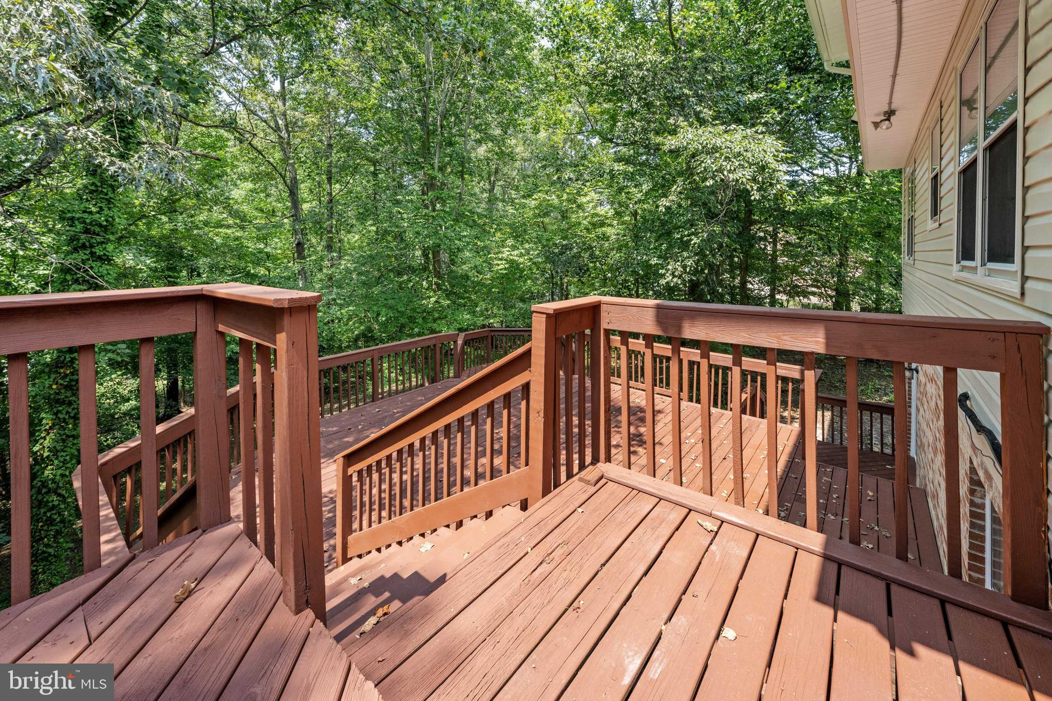 BREEZEWOOD - Residential