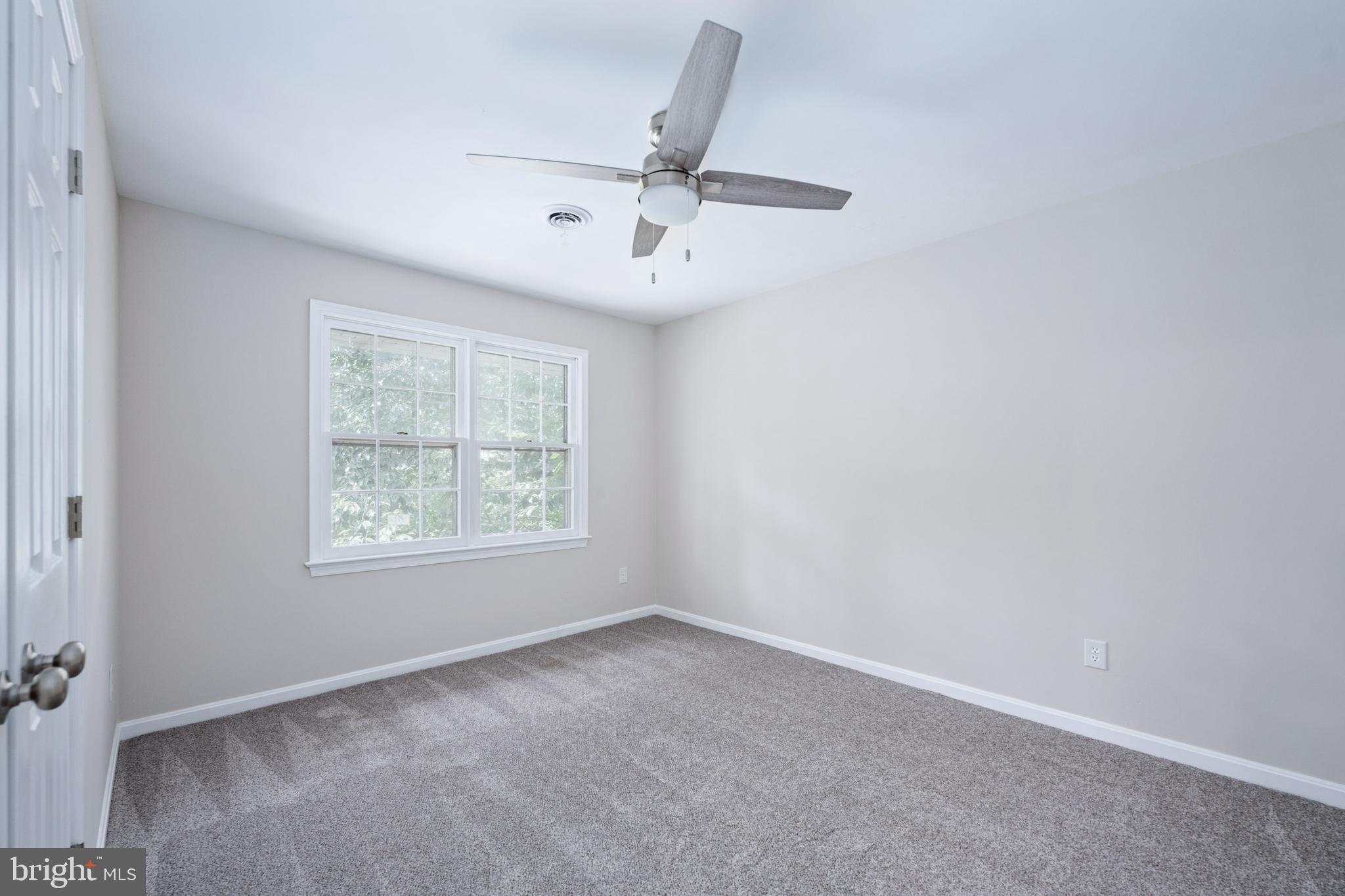 BREEZEWOOD - Residential