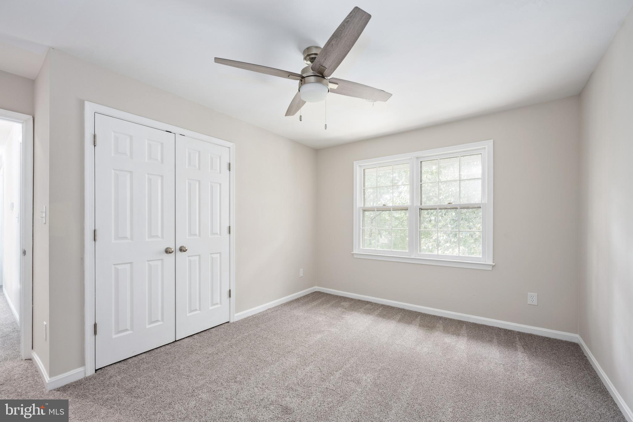 BREEZEWOOD - Residential