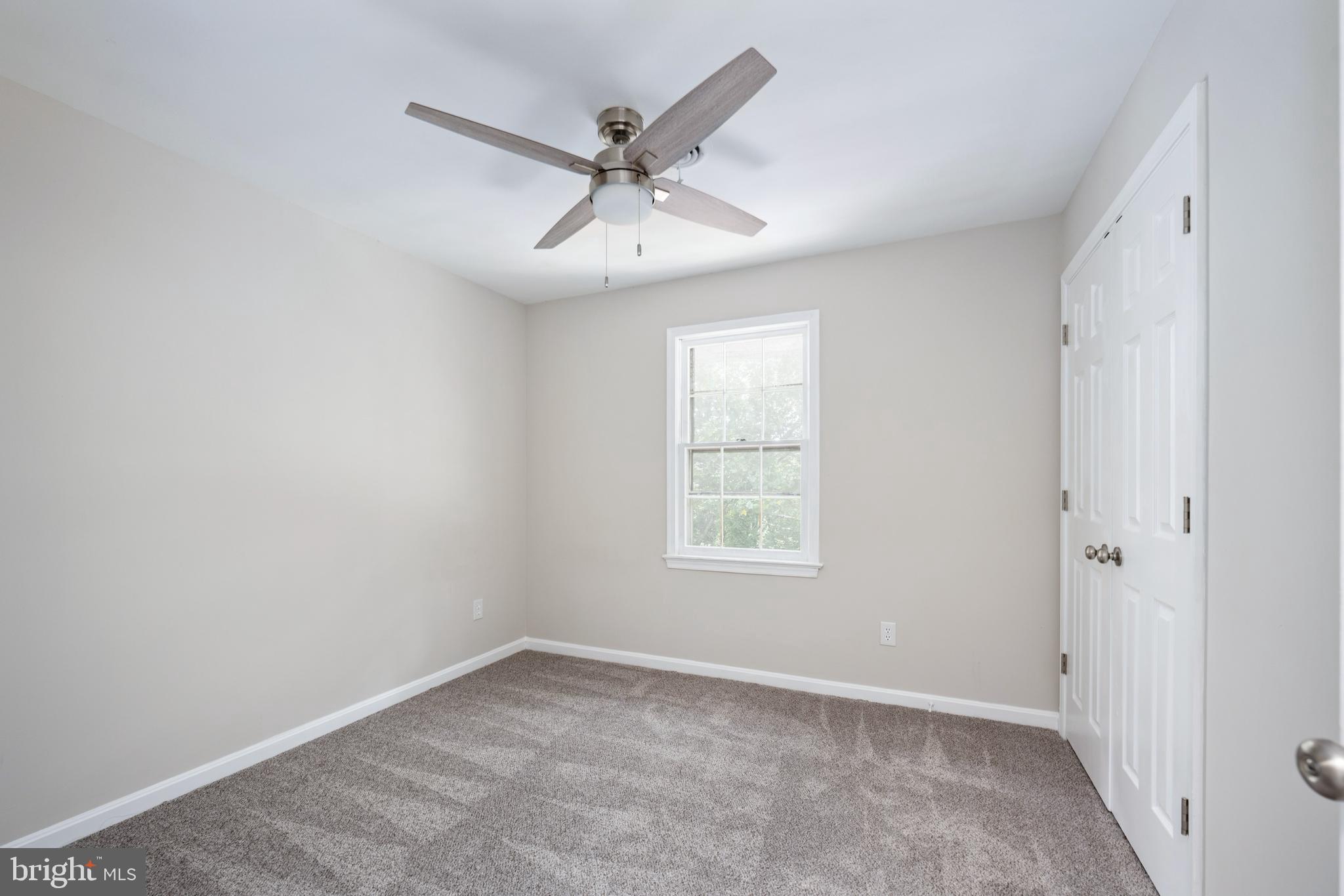 BREEZEWOOD - Residential