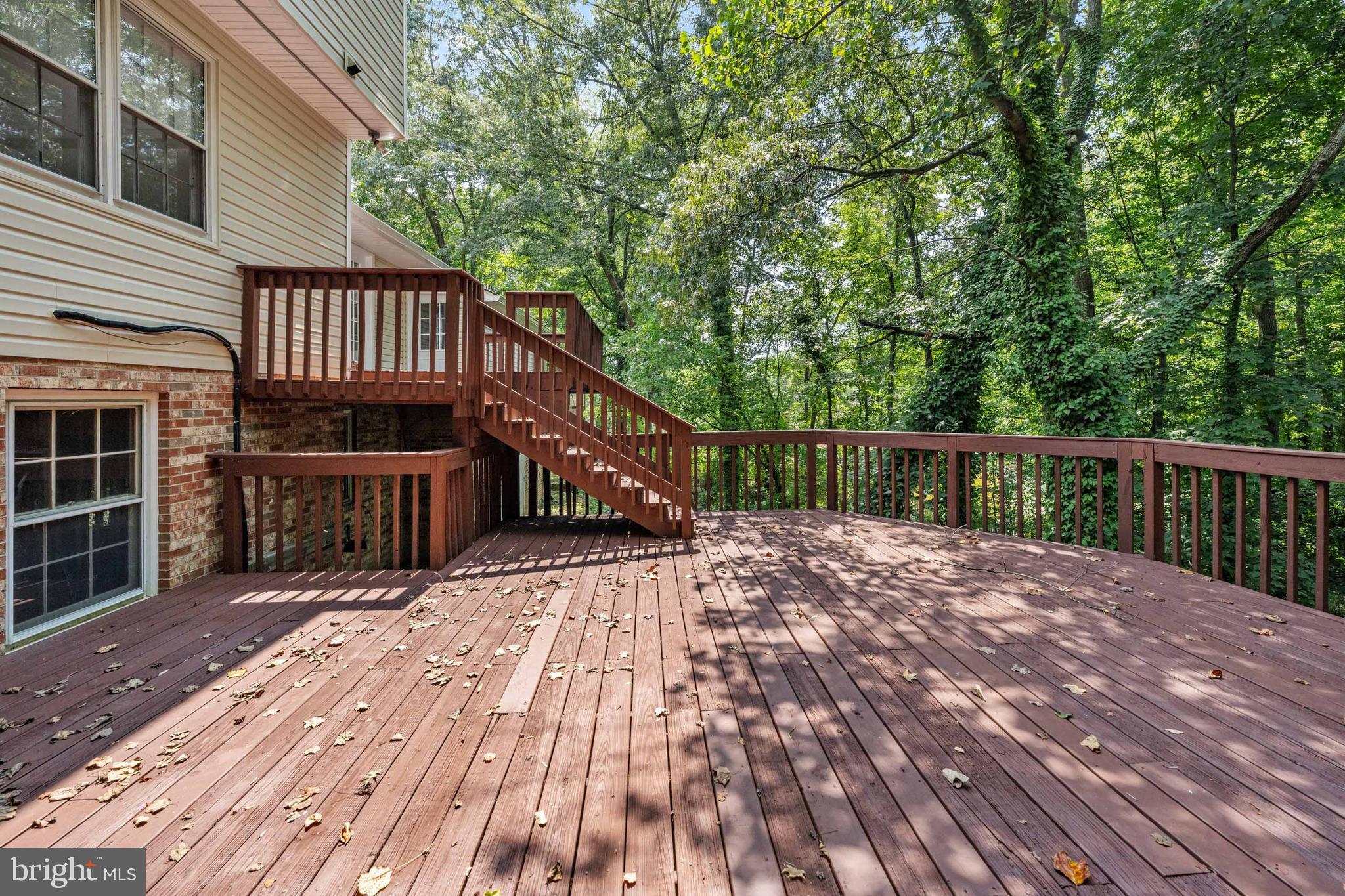 BREEZEWOOD - Residential