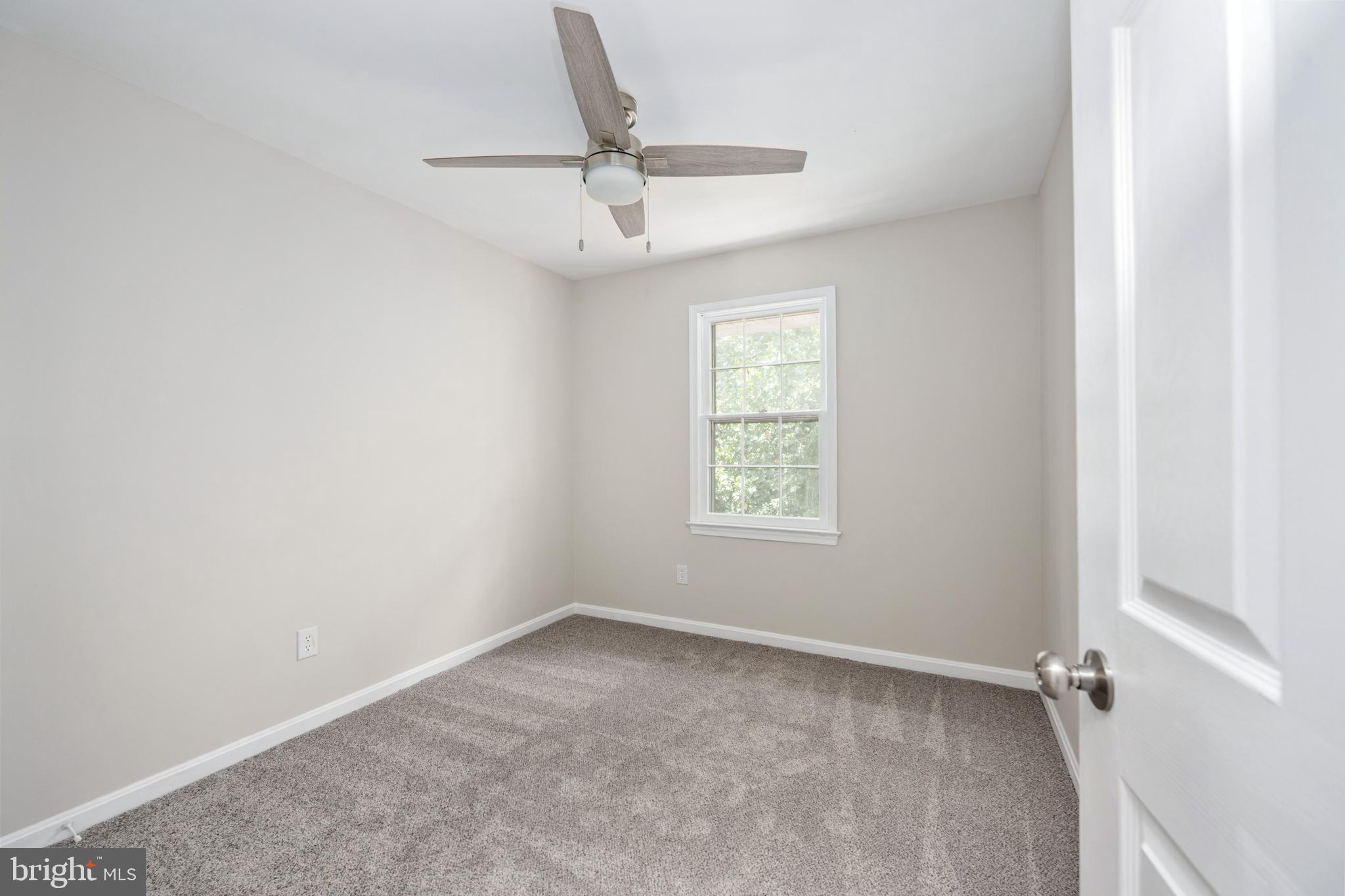 BREEZEWOOD - Residential