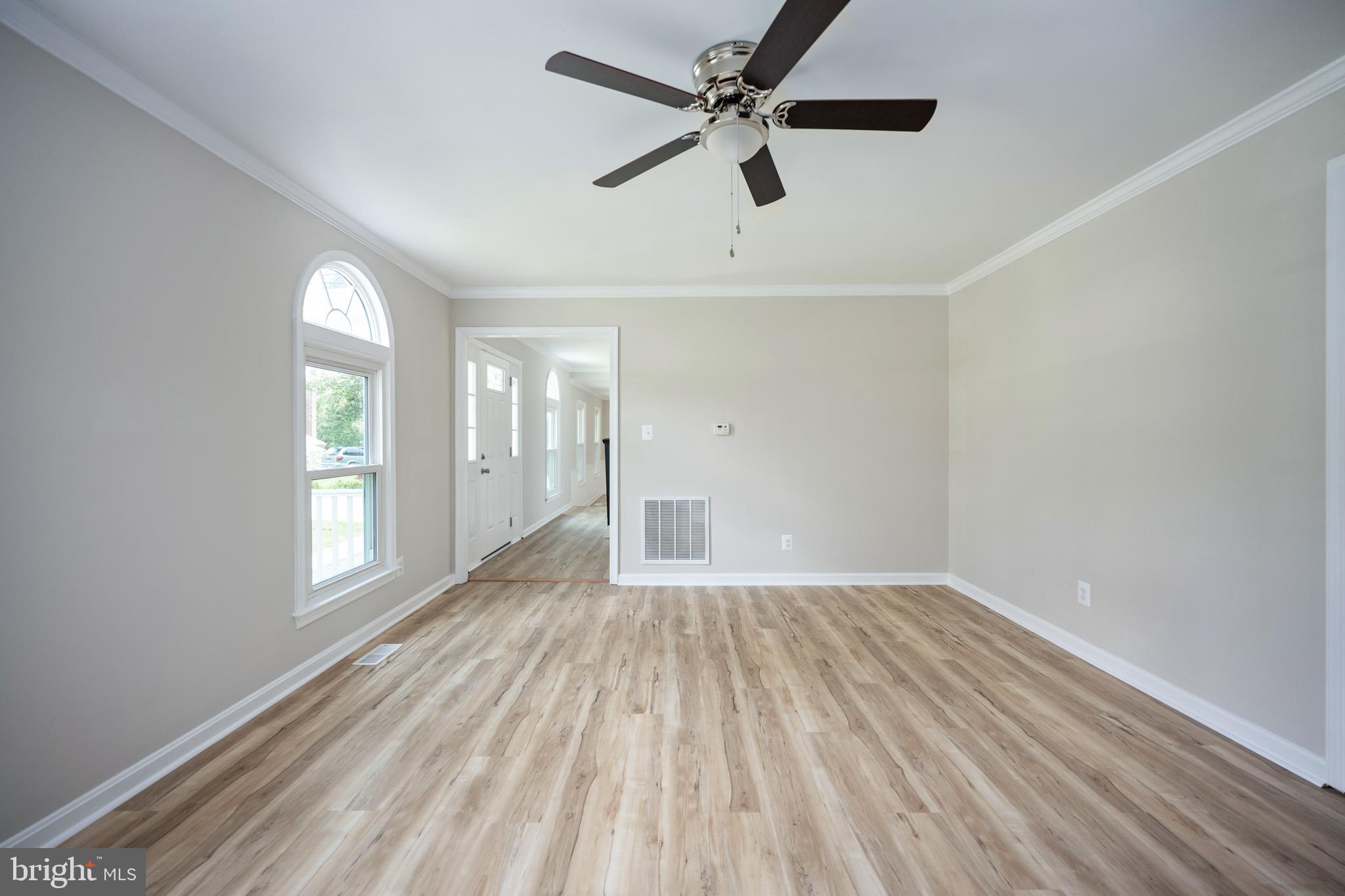 BREEZEWOOD - Residential