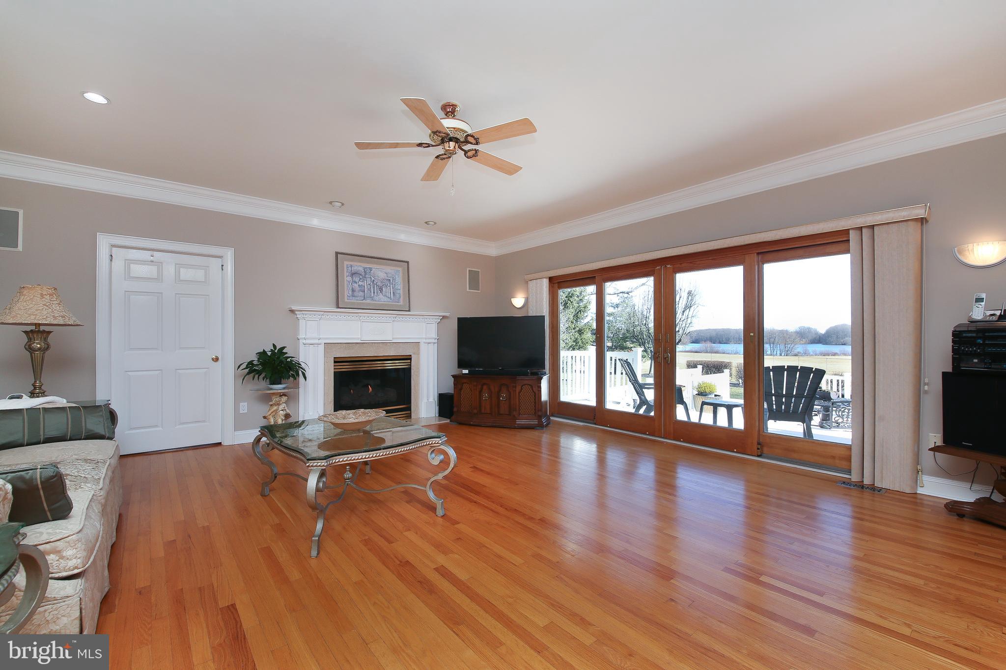 SUNNY HILL - Residential