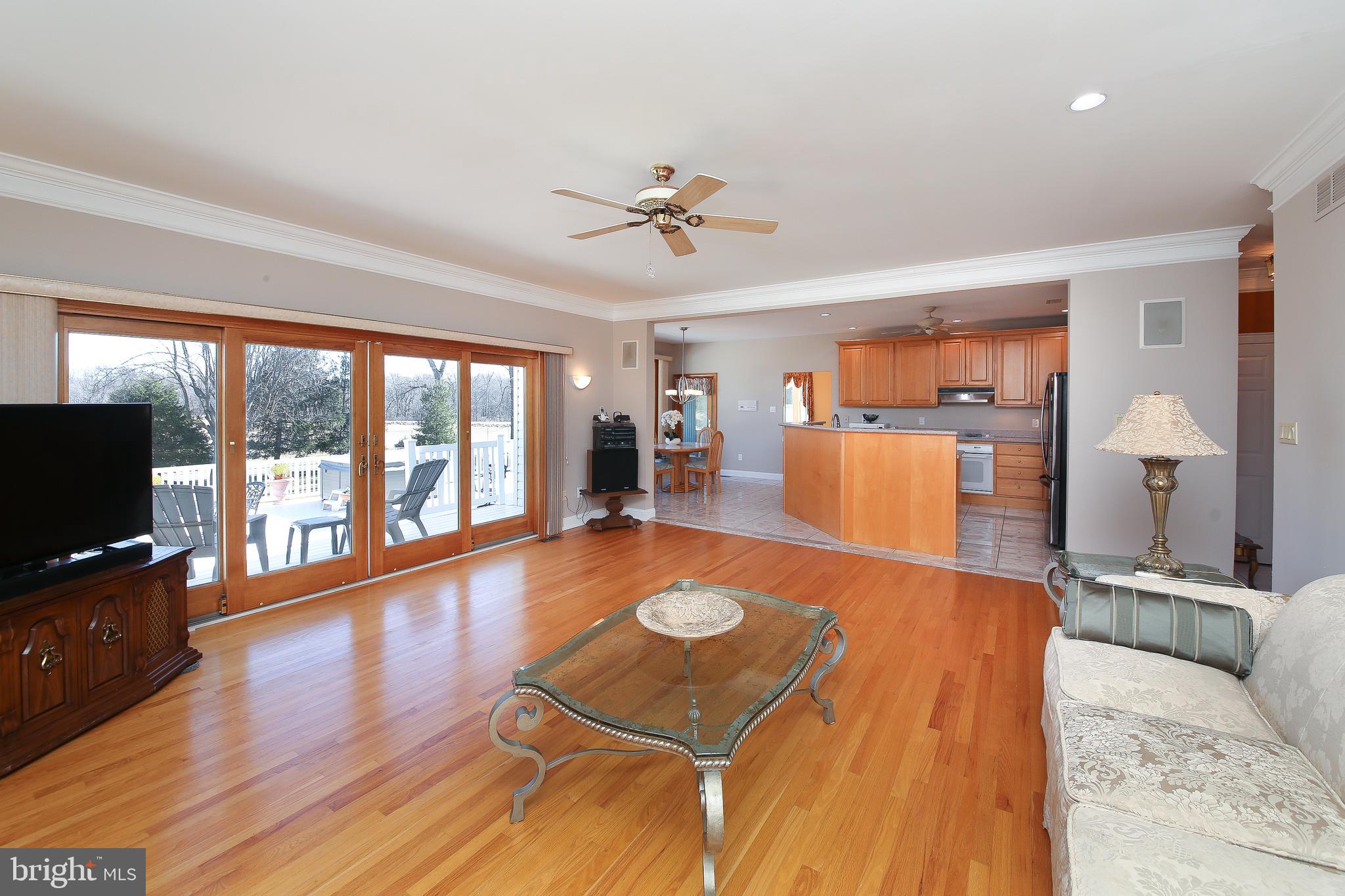SUNNY HILL - Residential