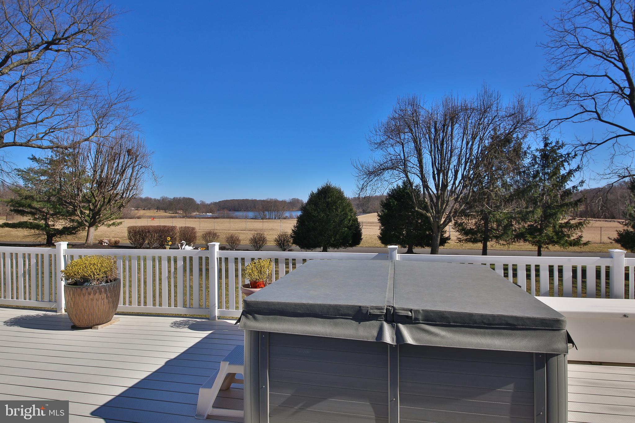 SUNNY HILL - Residential