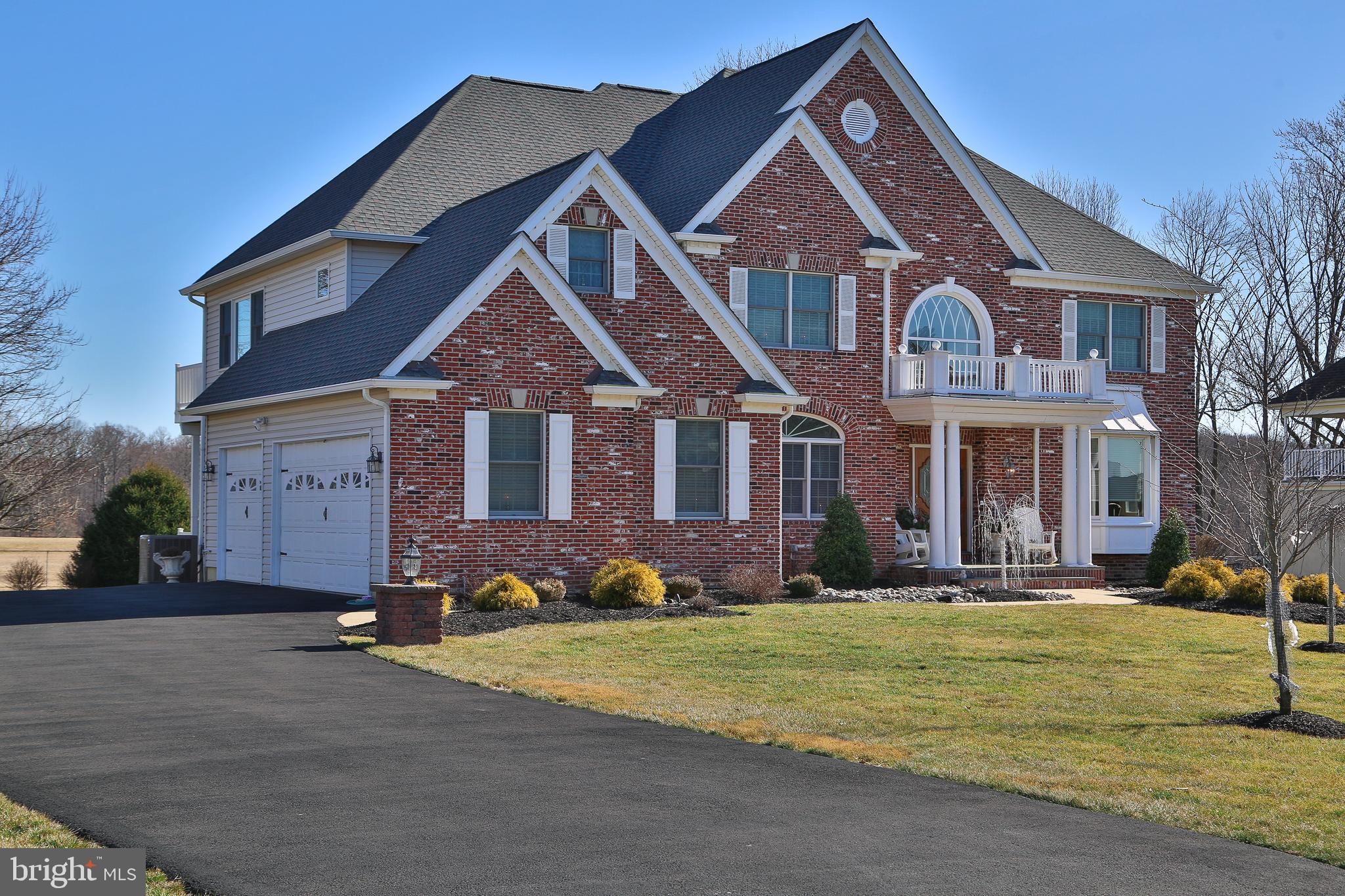 SUNNY HILL - Residential